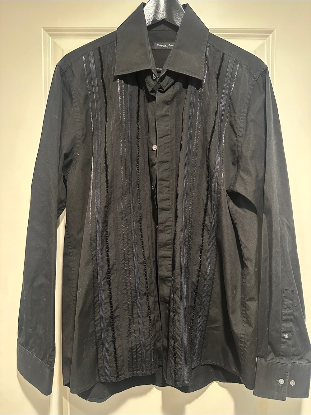 Kenneth Cole New York Black Long-Sleeve Dress Shirt with Vertical Texture
